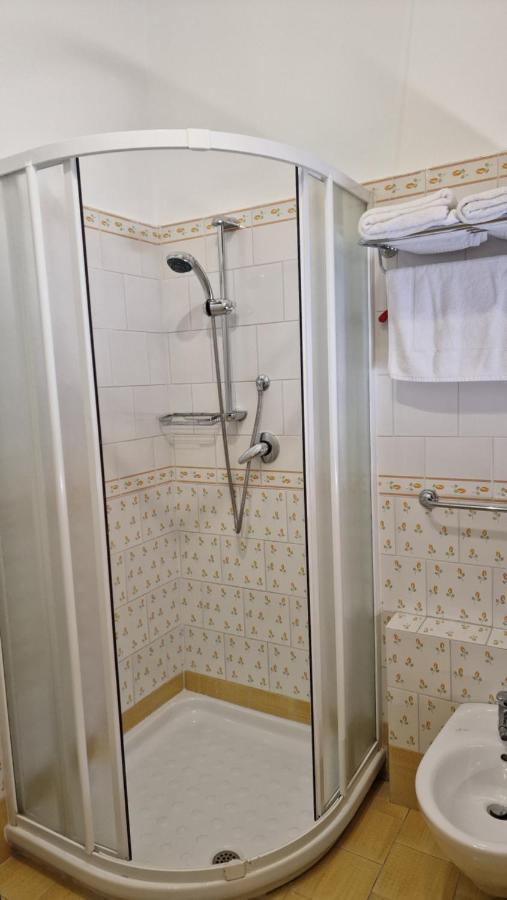 Vittoria Guest House Battipaglia Luaran gambar
